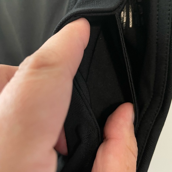 Reebok Skort Shorts Black Tennis Golf Stretch Large Reflective Trim EUC - Picture 9 of 9